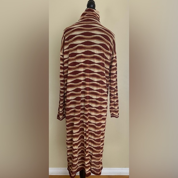 New Zara knit Wave Patterned Red and Cream Dress - Picture 3 of 6